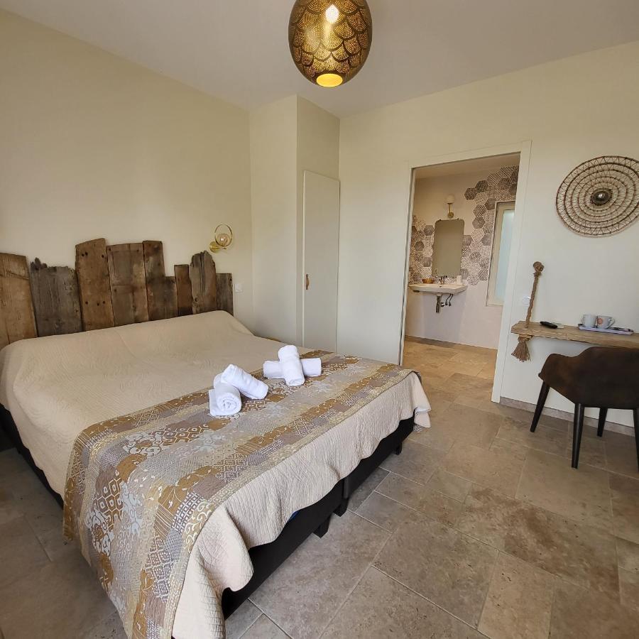Bed and Breakfast Mas de la Paix Vauvert Exterior foto