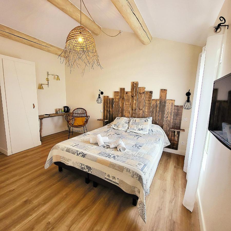Bed and Breakfast Mas de la Paix Vauvert Exterior foto